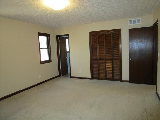 Building Photo - 1623 Rex Dr