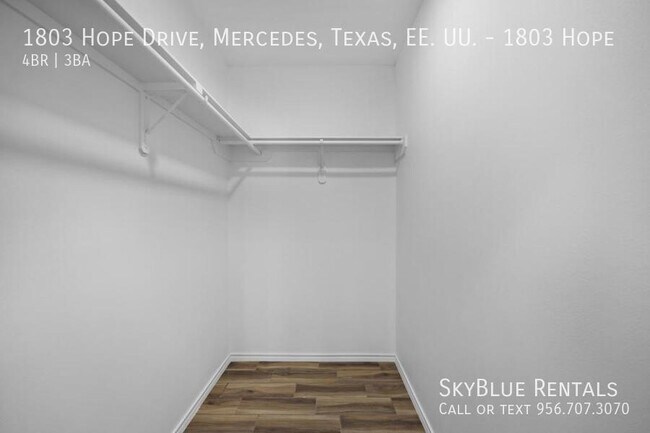 Building Photo - 1803 Hope Dr