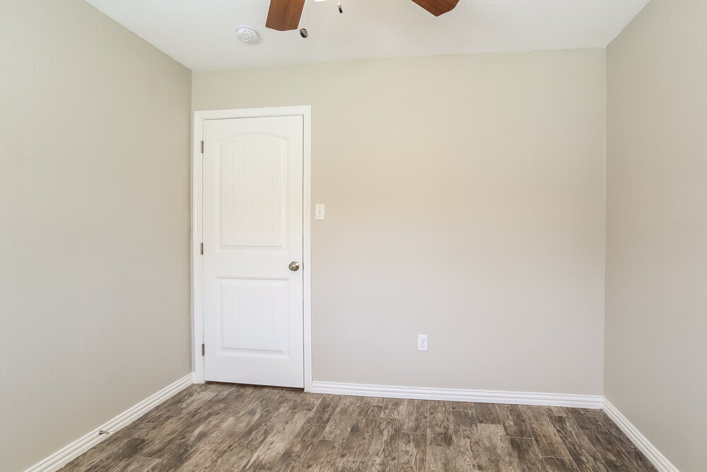Building Photo - 10806 Clear Fork Dr