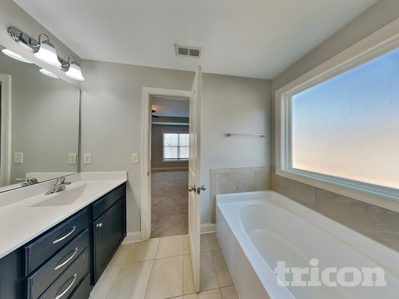 Building Photo - 30 Prospectus Ln