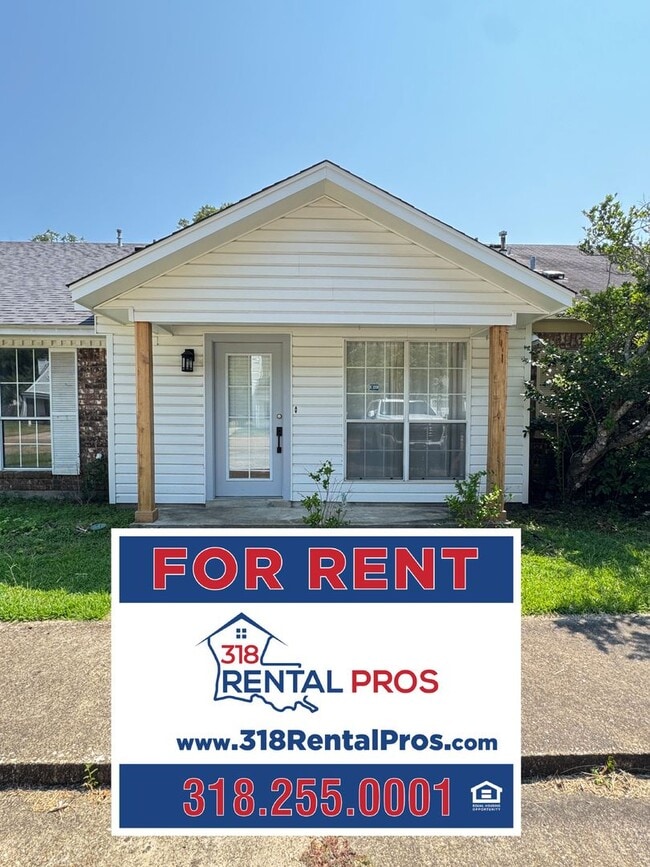 Building Photo - 2 Bed, 2 Bath Townhouse in Ruston!