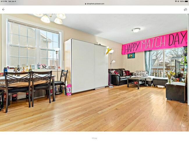 Building Photo - 44 Dominion Rd