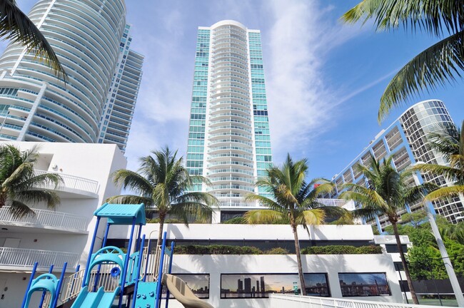 Building Photo - Brickell Avenue Water View