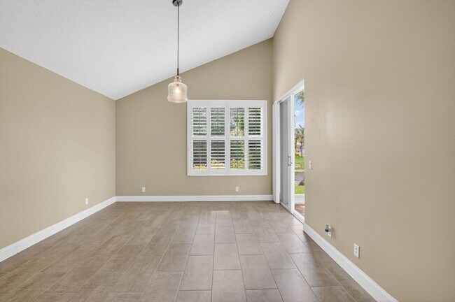 Building Photo - 9336 Water Course Way