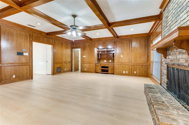 Building Photo - 2805 Staffordshire Dr