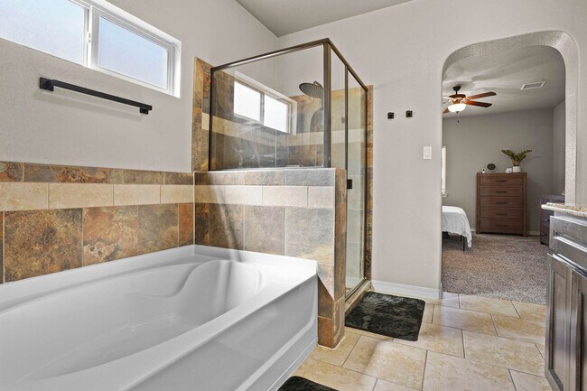 Building Photo - 3873 Loma Cortez Dr