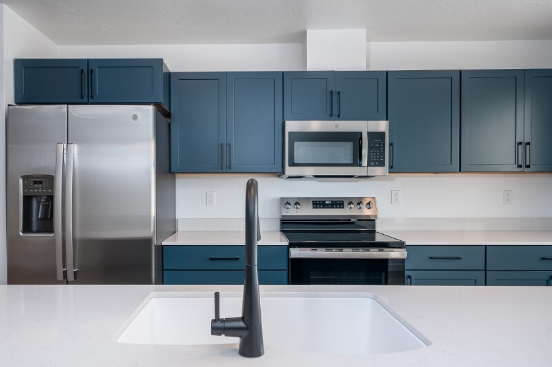 Building Photo - 124 W View Dr