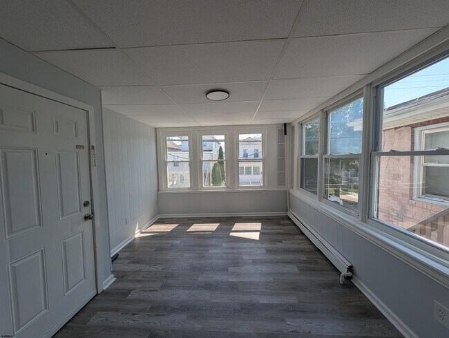 Building Photo - 513 N Indiana Ave