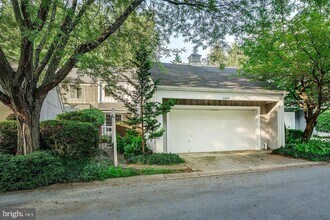 Building Photo - 20626 Highland Hall Dr
