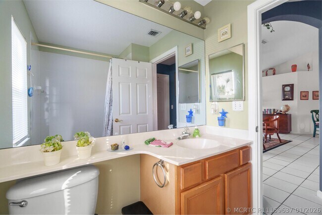 Building Photo - 5260 Grande Palm Cir