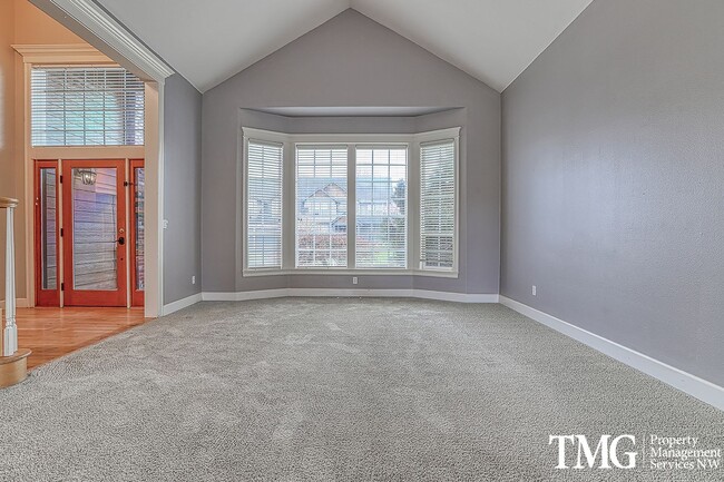 Building Photo - Stunning Home in Sought-After Ashley Heights!