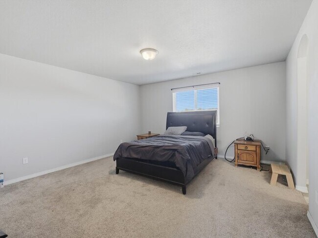 Building Photo - 10581 Traders Pkwy