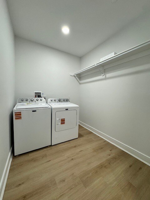 Building Photo - 85 W High St