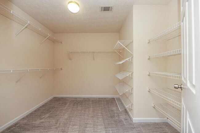 Building Photo - 5377 Fawn Ivey Ln