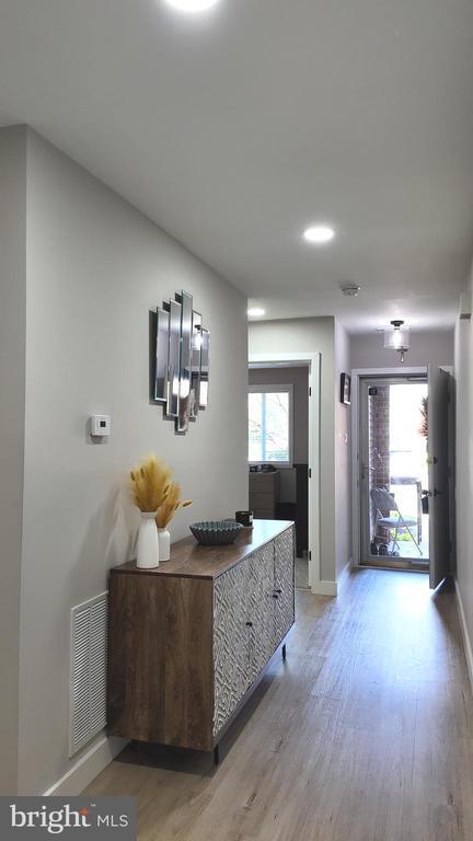 Building Photo - 402 Mulberry Cove
