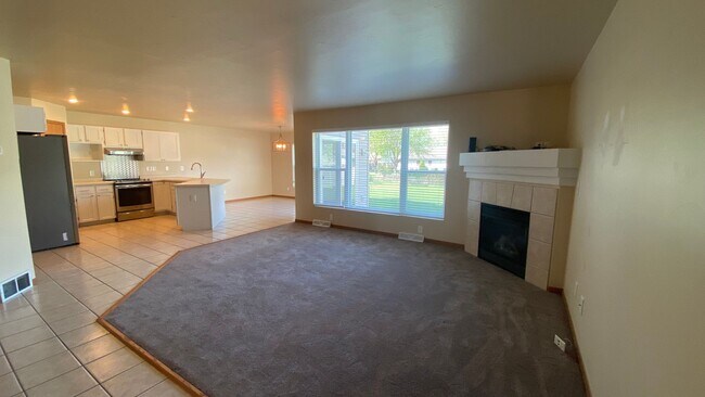 Building Photo - Rotherham: 151-153 East River Drive Duplex