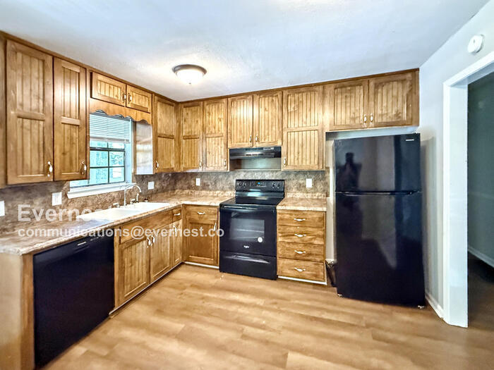 Building Photo - 5970 Dewey Heights Rd