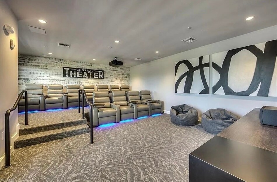 Building Photo - 1111 Central Ave