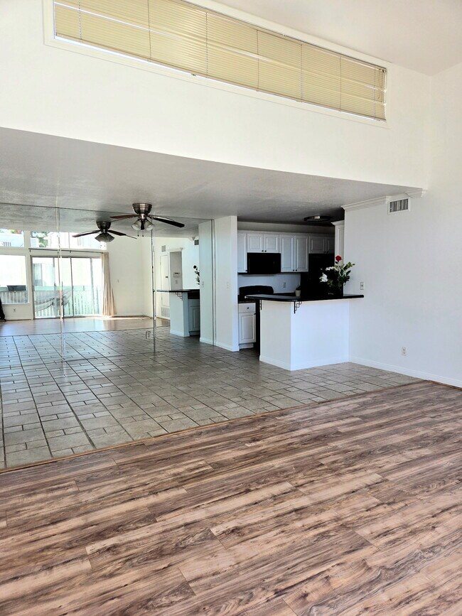 Building Photo - 5700 Etiwanda Ave