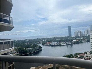 Building Photo - 20191 E Country Club Dr