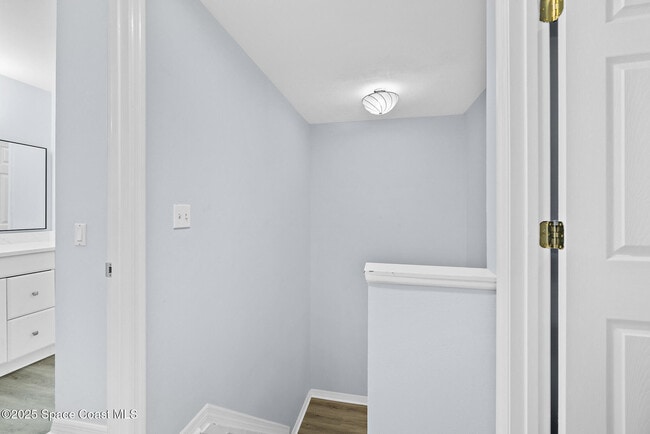 Building Photo - 8753 Live Oak Ct