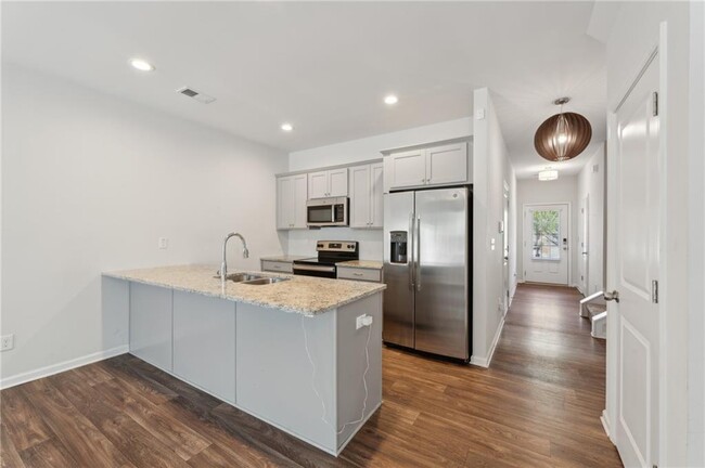 Building Photo - 3122 Meadowstone Ln SW