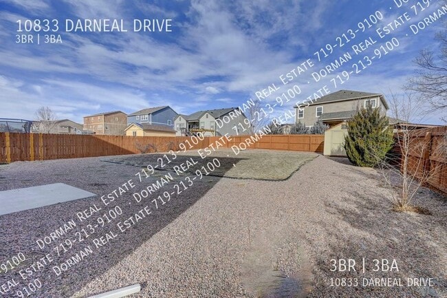 Building Photo - 10833 Darneal Dr