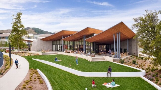 Building Photo - Newer 4BR Valencia Home in Solaire | Pool Community | Prime Location