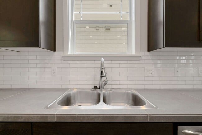 Building Photo - 16855 SW Townsville St