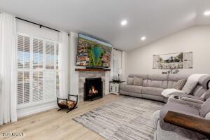 Building Photo - 26414 S Lakemont Dr