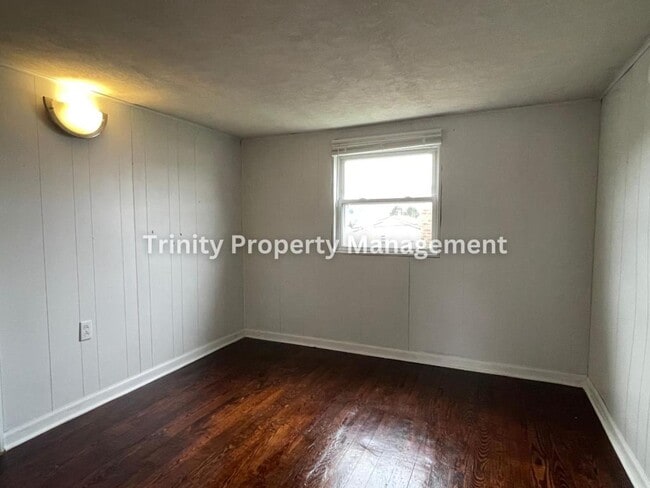 Building Photo - 407 Maryland Ave