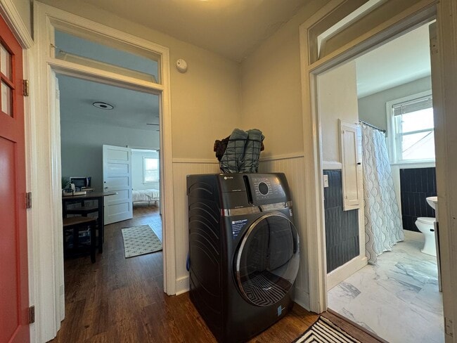 Building Photo - Pre-Leasing for the 26-27 School Year! - A...