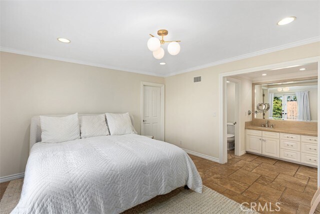 Building Photo - 3160 Alta Laguna Blvd