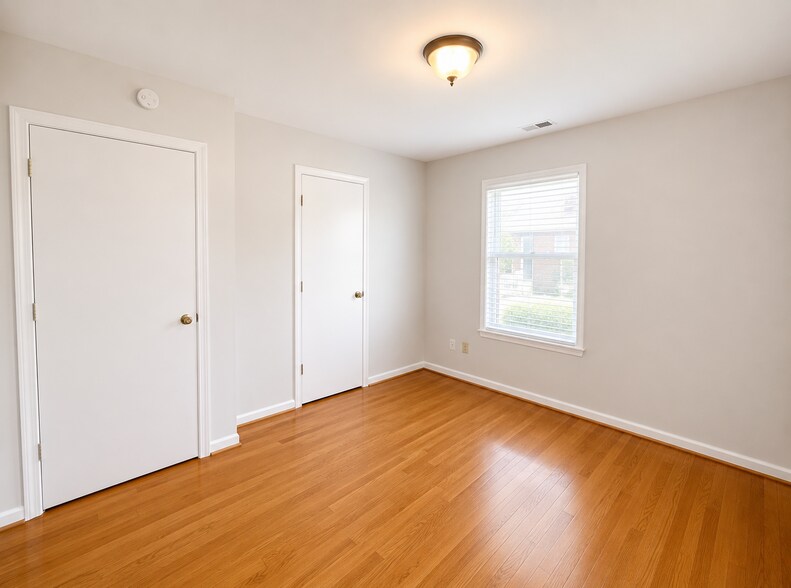 2nd bedroom - 303 Rutherford Ave NW