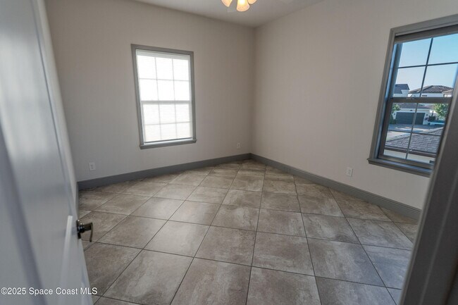 Building Photo - 2453 Rodina Dr