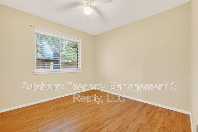 Building Photo - 7417 Lemonwood Ln