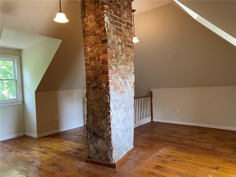 Building Photo - 101 1st Ave NW