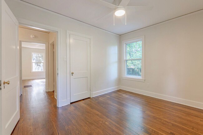 Building Photo - Updated home blends historic charm with mo...