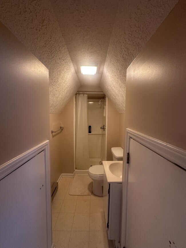 Building Photo - 4472 Dry Fork Rd