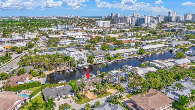 Building Photo - 2813 NE 29th St