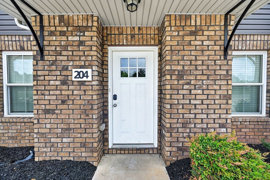 Building Photo - 971 Professional Park Dr