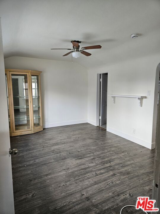 Building Photo - 2226 Zoe Ave