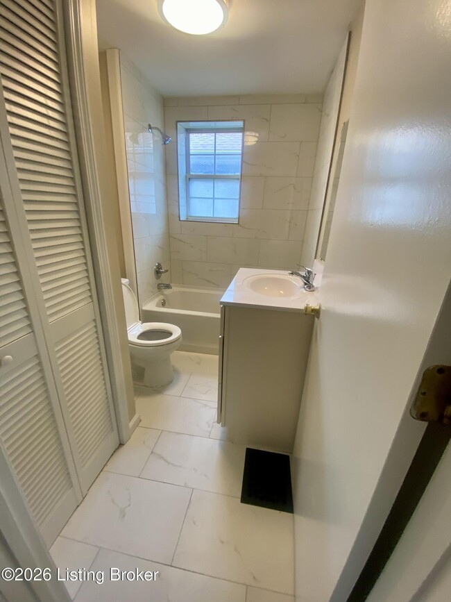 Building Photo - 551 Eastern Pkwy