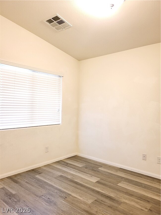 Building Photo - 4577 Halfway Rock St