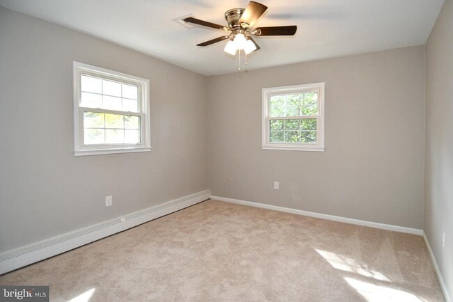 Building Photo - 3811 Forestdale Ave