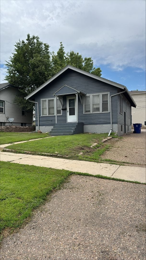 Building Photo - 925 22nd St