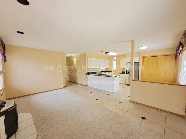 Building Photo - 2918 S Ledbetter Pl