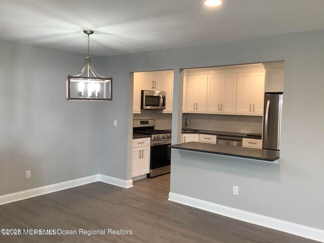 Building Photo - 506 Harding Rd