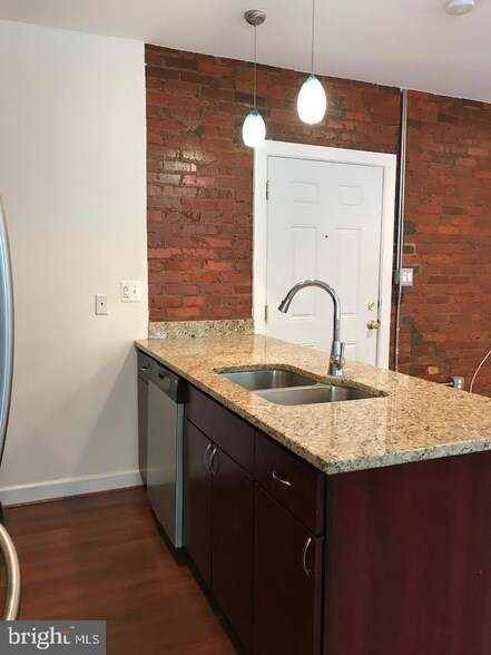 Building Photo - 5407-5407 9th St NW