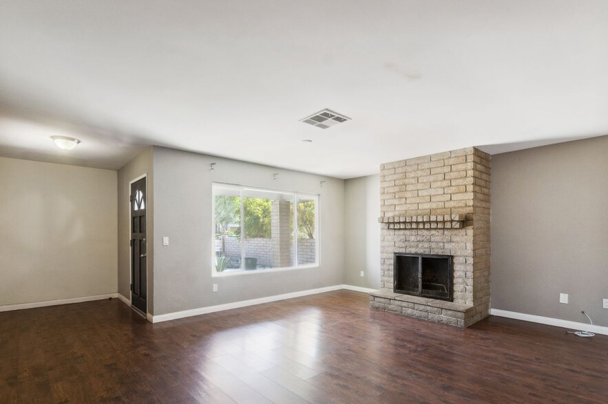 Building Photo - 53385 Eisenhower Dr